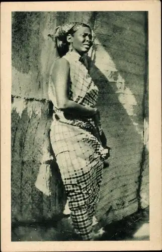 Ak Africa Orientale, Danse indigene, Tanzende Afrikanerin