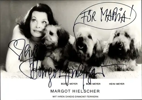 Ak Sängerin Margot Hielscher, Portrait mit Dandie Dinmont Terriern, Portrait, Autogramm