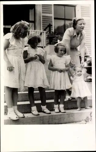 Ak Juliana der Niederlande, Prinzessinnen Beatrix, Irene, Margriet, Marijke, 1948