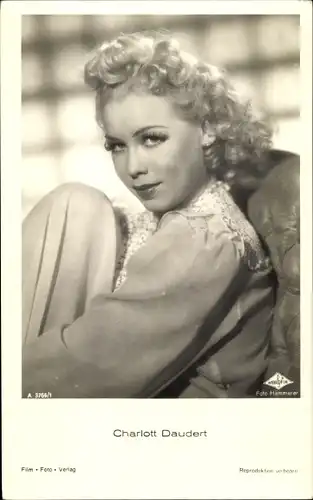 Ak Schauspielerin Charlott Daudert, Portrait