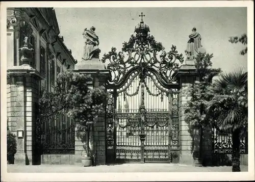 Ak Würzburg am Main Unterfranken, Residenz, Südliches Hofgartentor