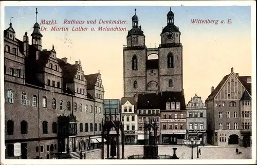 Ak Lutherstadt Wittenberg, Markt, Rathaus und Denkmäler Dr. Martin Luther und Melanchton