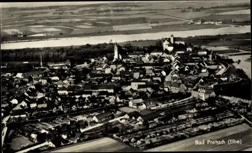 Ak Pretzsch an der Elbe Bad Schmiedeberg, Luftbild