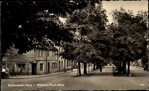 Ak Ballenstedt im Harz, Wilhelm Pieck Allee