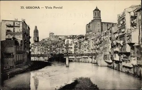 Ak Gerona Katalonien Spanien, Vista parcial, Flusspartie, Brücke, Kirchturm