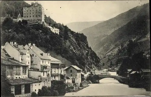 Ak Landeck in Tirol, Teilansicht mit Brücke