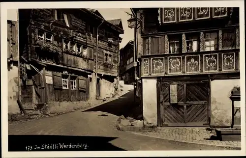 Ak Werdenberg Kanton Sankt Gallen, Straßenpartie, alte Häuser