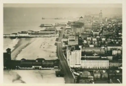 Sammelbild Zeppelin Weltfahrten Nr. 200, Süd-Amerika Fahrt, Atlantic City bei New York