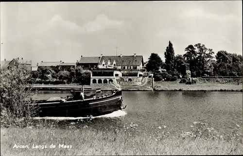 Ak Arcen Venlo Limburg Niederlande, langs de Maas, Schiff