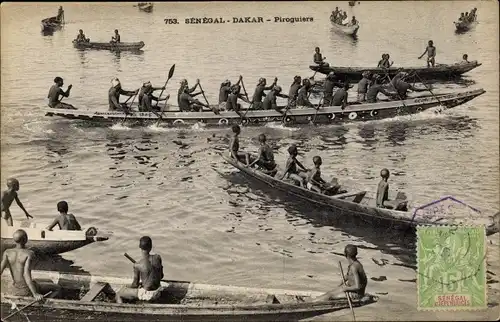 Ak Dakar Senegal, Piroguiers a la riviere