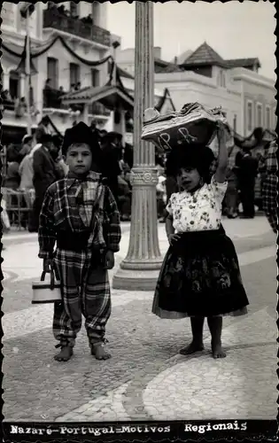 Ak Nazaré Nazareth Portugal, Kinder in Tracht