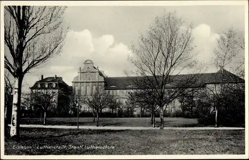 Ak Lutherstadt Eisleben in Sachsen Anhalt, Staatliche Lutherschule, Parkansicht