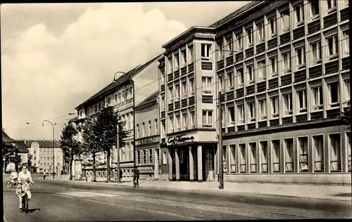 Ak Dessau in Sachsen Anhalt, HO-Cafe, Straßenansicht