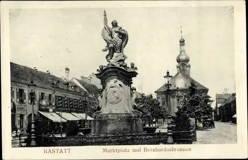 Ak Rastatt im Schwarzwald, Marktplatz und Bernhardusbrunnen