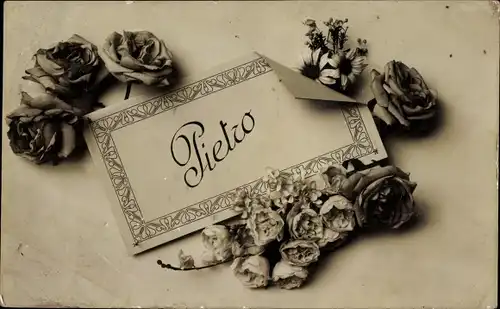 Buchstaben Ak Vorname Pietro, Rosen