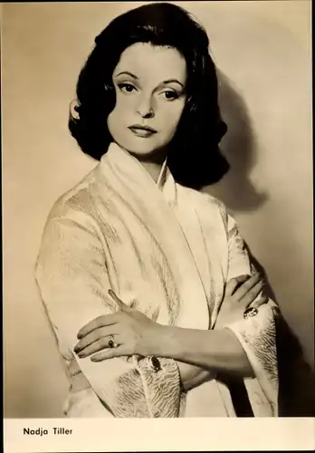 Ak Schauspielerin Nadja Tiller, Schloss Gripsholm, Moral 63, Portrait