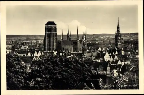 Ak Gdańsk Danzig, Gesamtansicht, Marienkirche