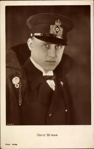 Ak Schauspieler Gerd Briese, Portrait in Uniform