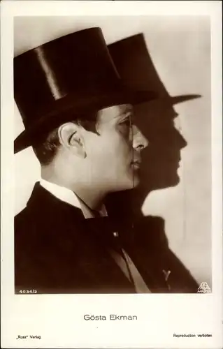 Ak Schauspieler Gösta Ekman, Portrait im Profil, Zylinder, Monokel