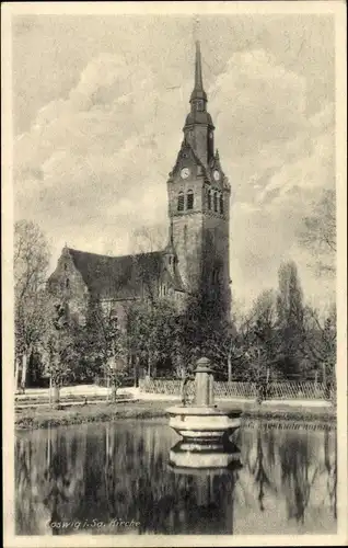 Ak Coswig in Sachsen, Kirche, Brunnen im Wasser
