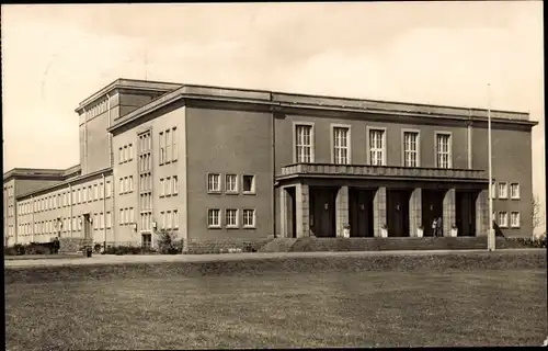 Ak Bitterfeld in Sachsen Anhalt, Kulturpalast Wilhelm Pieck, VEB Elektrochemisches Kombinat