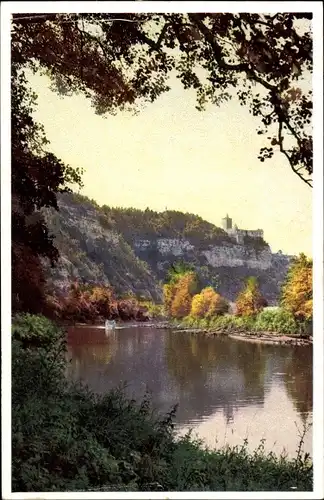 Ak Nenke & Ostermaier Serie 131 Nr 2547, Herbst, Thüringer Lande, Die Rudelsburg mit der Saale