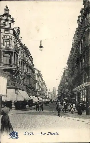 Ak Liège Lüttich Wallonien, Rue Leopold, Geschäfte, Passanten