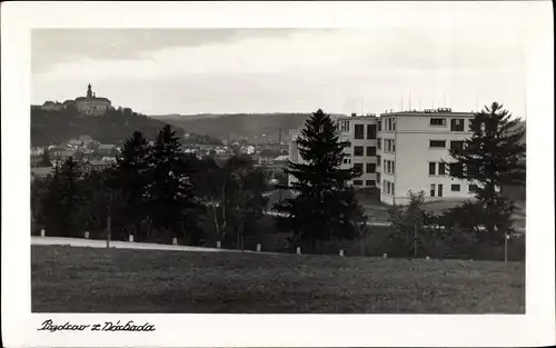 Foto Ak Náchod Region Königgrätz, Teilansicht, Schloss