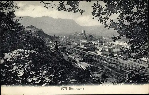 Ak Bellinzona Kanton Tessin, Totalansicht, Bahnschienen