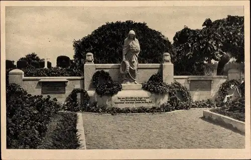 Ak Ingersheim Haut Rhin, Bayerndenkmal, Bayr. Landwehr Infanterie Regiment Nr. 1, Kränze