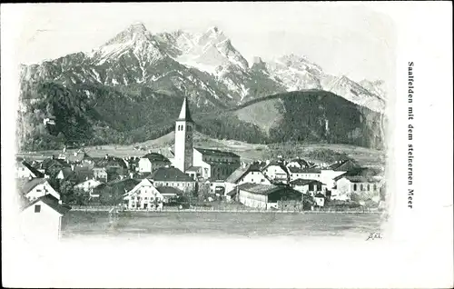 Ak Saalfelden am Steinernen Meer in Salzburg, Blick auf den Ort, Gebirge