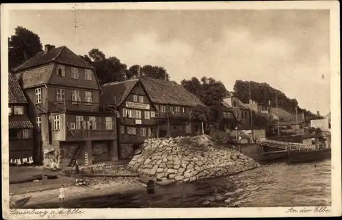 Ak Lauenburg an der Elbe, Gebäude, Ufer, Schneidermeister, Anlegestelle