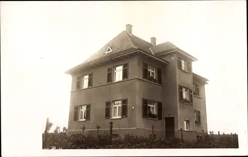 Foto Ak Schmiden Fellbach im Rems Murr Kreis, Blick auf ein Wohnhaus