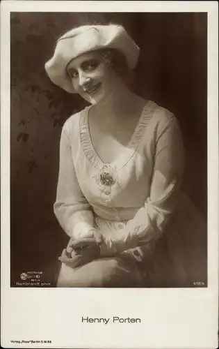 Ak Schauspielerin Henny Porten, Portrait, Ross 418/4