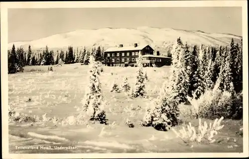 Ak Undersåker Schweden, Trillevallens Hotell, Wintermotiv vom Hotel