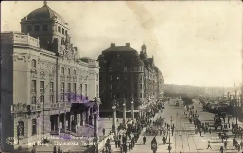 Ak Stockholm Schweden, Strandvagen med Kungl. Dramatiska Teatern