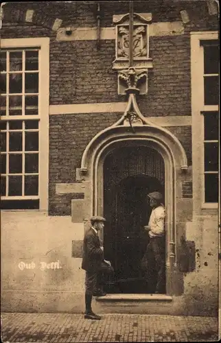 Ak Delft Südholland Niederlande, Poortje a. h. gebouw der O. I. Compagnie