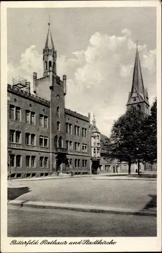 Ak Bitterfeld in Sachsen Anhalt, Rathaus und Stadtkirche