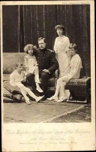 Ak König Albert I. von Belgien, Elisabeth Gabriele in Bayern, Kinder, Portrait