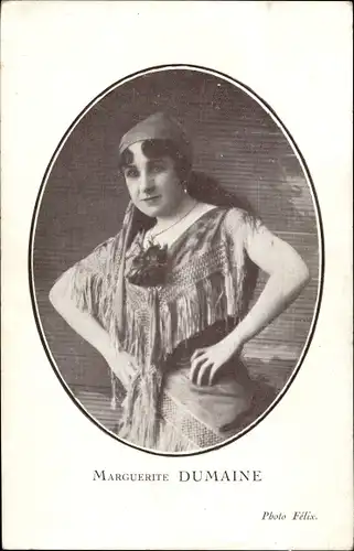 Ak Schauspielerin Marguerite Dumaine, Portrait