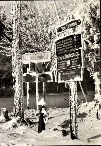 Ak Seiffen im Erzgebirge, Wegweiser, Winter