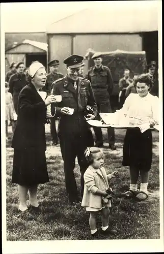 Ak Adel Niederlande, Königin Juliana und Prinz Bernhard