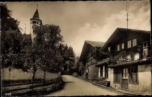 Ak Brienz Kanton Bern, Kirche und Bernerhäuser
