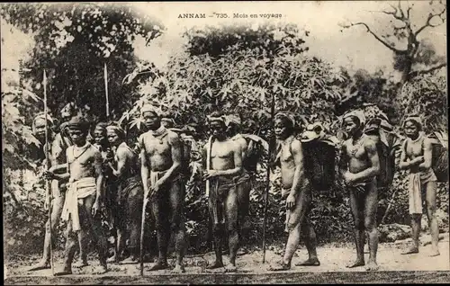 Ak Annam Vietnam, Mois en Voyage