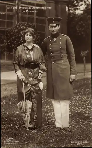 Ak Prinz August Wilhelm von Preußen, Prinzessin Alexandra Victoria