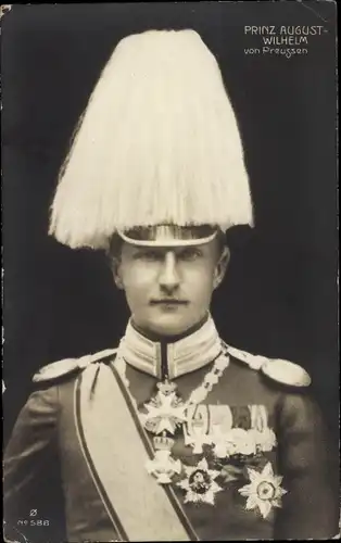 Ak August Wilhelm Prinz von Preußen, Portrait in Uniform, Orden