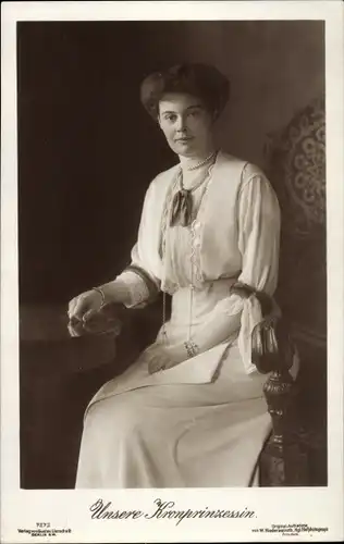 Ak Kronprinzessin Cecilie von Preußen, Sitzportrait, Liersch 7273
