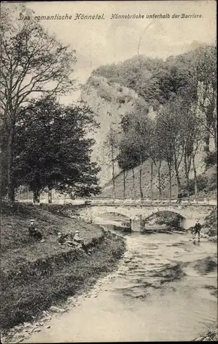 Ak Hemer im Sauerland, Hönnetal, Hönnebrücke unterhalb der Barriere