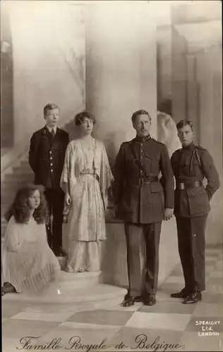 Ak König Albert I. von Belgien, Elisabeth Gabriele in Bayern, Kinder, Portrait