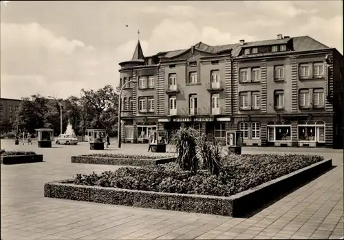 Ak Bitterfeld in Sachsen Anhalt, HO-Hotel Central